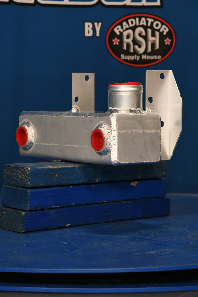 Load image into Gallery viewer, International Workstar Oil Cooler # 603369
