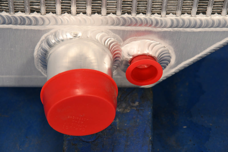 Load image into Gallery viewer, International 4900 Radiator # 603386
