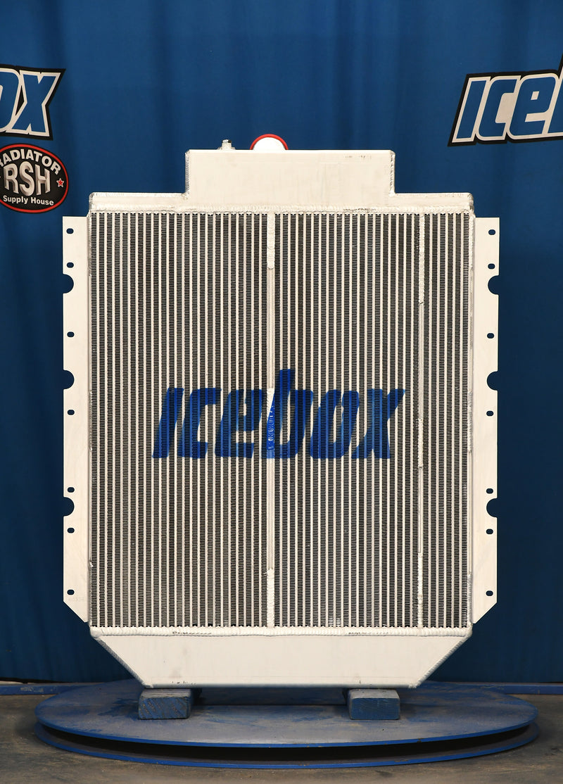 Load image into Gallery viewer, International 4900 Radiator # 603386
