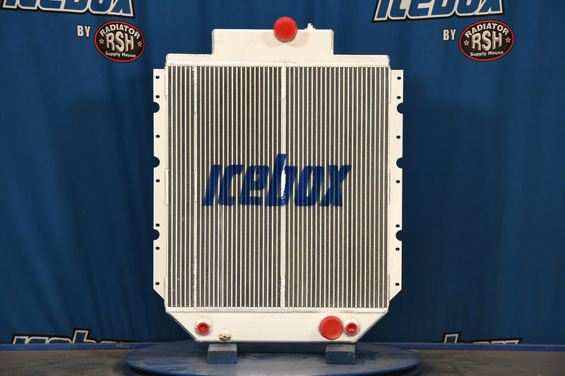 Load image into Gallery viewer, International 4900 Radiator # 603386
