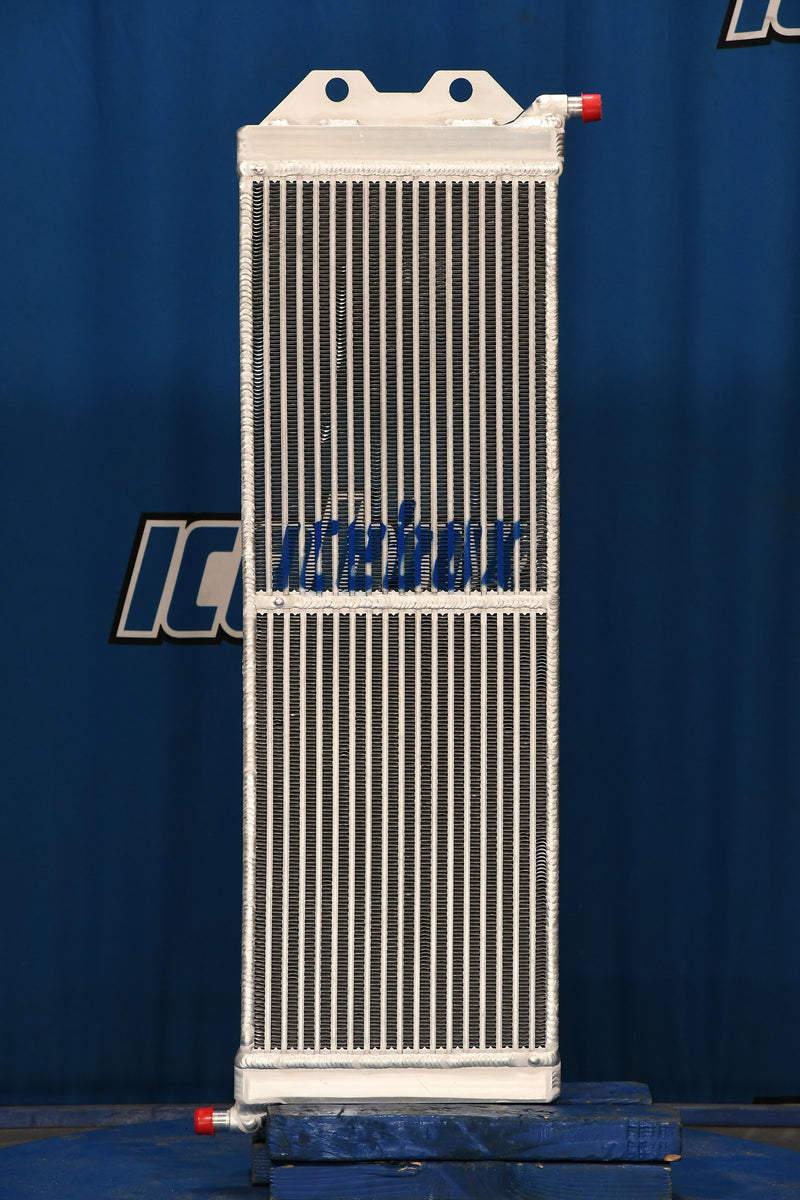 Load image into Gallery viewer, International 4300 Radiator # 603566
