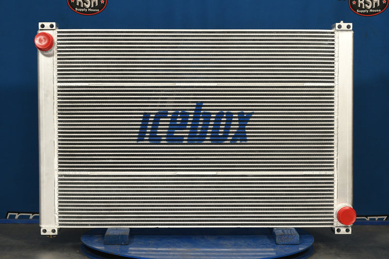 Load image into Gallery viewer, International / Navistar Radiator # 603955
