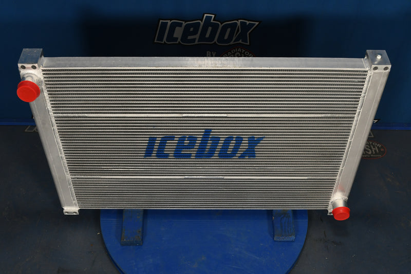 Load image into Gallery viewer, International / Navistar Radiator # 603955
