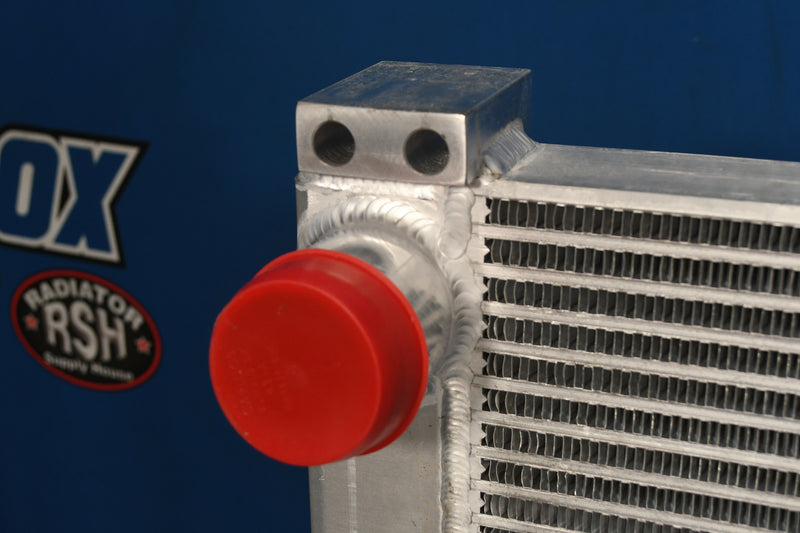 Load image into Gallery viewer, International / Navistar Radiator # 603955
