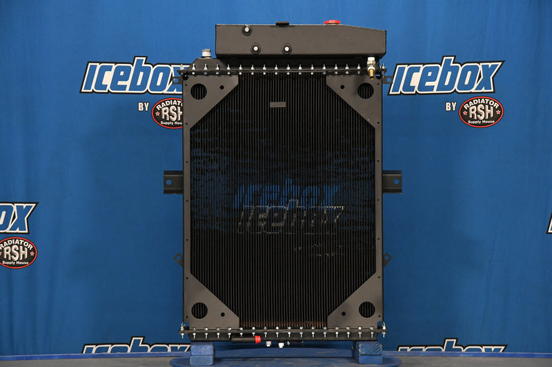 Load image into Gallery viewer, Kenworth T800, T600, W900 Radiator # 604026
