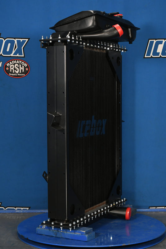 Kenworth T-600 / T-800 Radiator