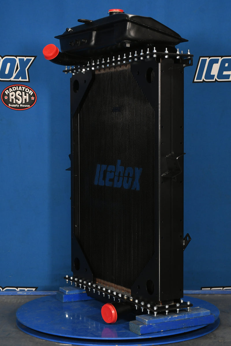 Load image into Gallery viewer, Kenworth T-600 / T-800 Radiator # 604086
