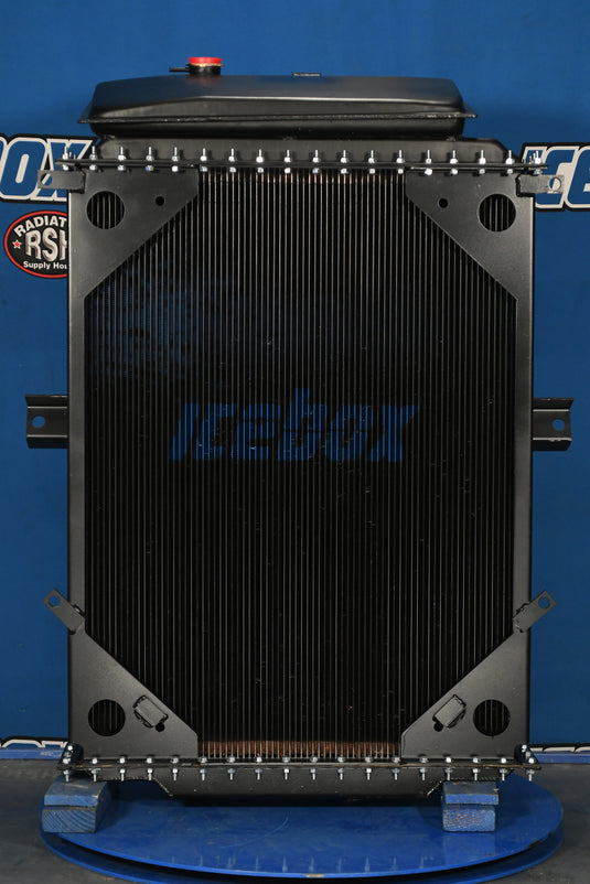 Kenworth T-600 / T-800 Radiator