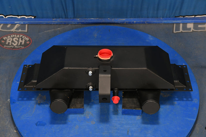 Load image into Gallery viewer, Kenworth T593 Top Tank # 604716
