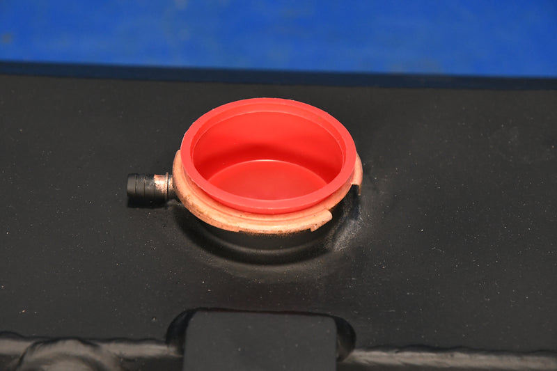 Load image into Gallery viewer, Kenworth T593 Top Tank # 604716

