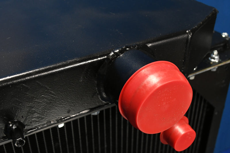 Load image into Gallery viewer, Mack Radiator # 605000
