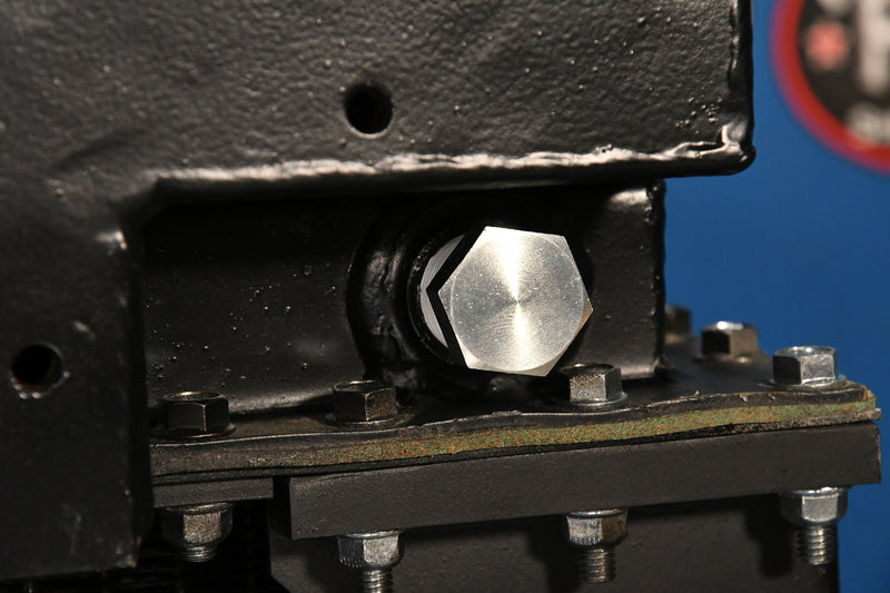 Load image into Gallery viewer, Mack Radiator # 605003
