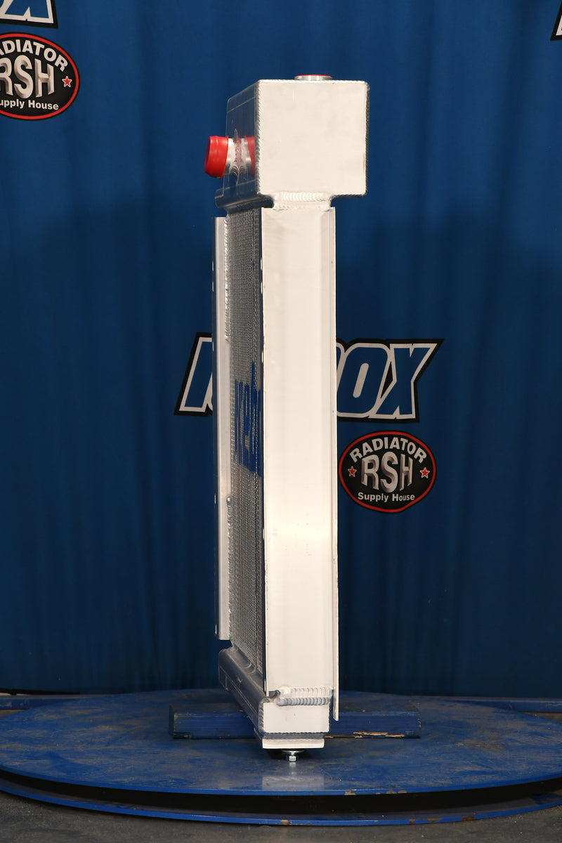 Load image into Gallery viewer, Mack H Model Radiator # 605155
