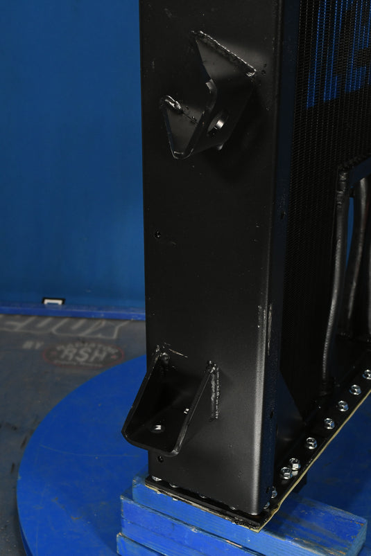 Peterbilt 320 Radiator
