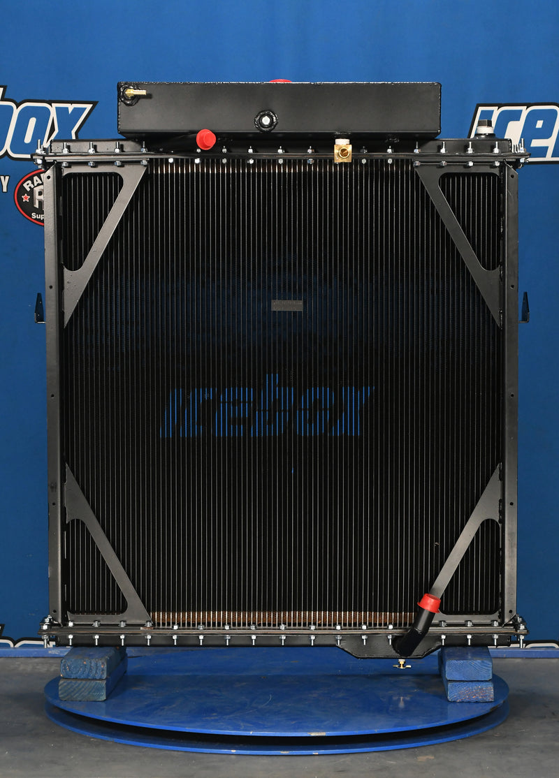 Load image into Gallery viewer, Peterbilt Radiator # 606035
