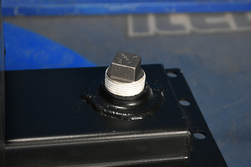 Load image into Gallery viewer, Peterbilt Top Tank # 606286
