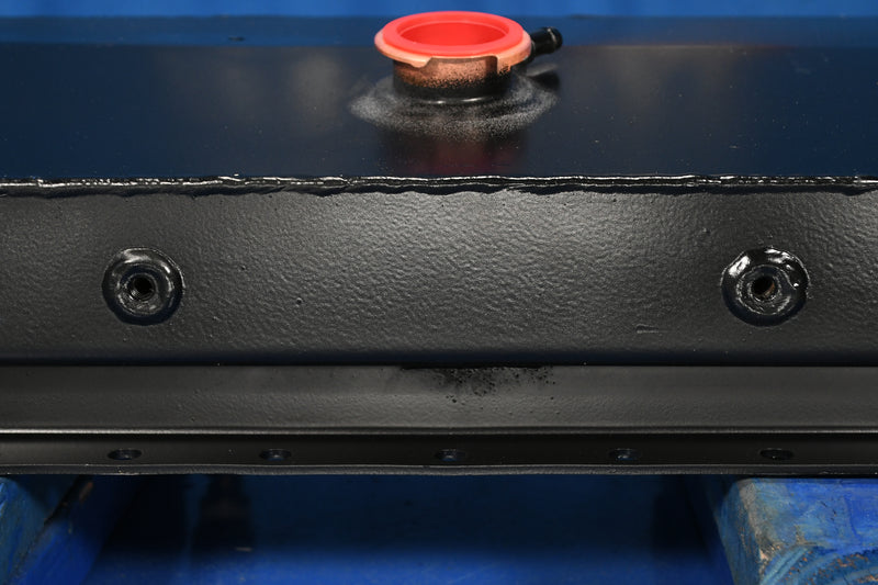 Load image into Gallery viewer, Peterbilt Top Tank # 606286
