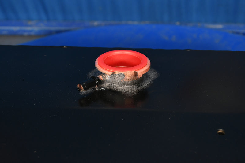 Load image into Gallery viewer, Peterbilt Top Tank # 606286
