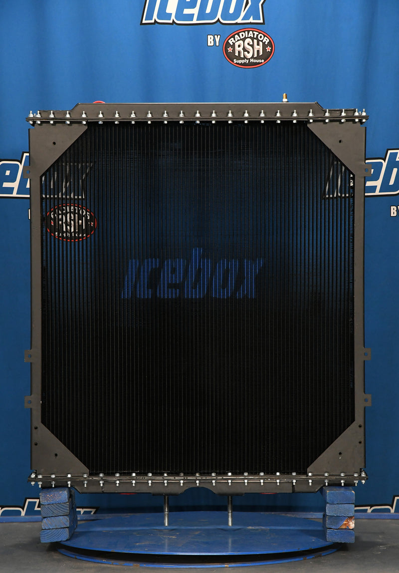Load image into Gallery viewer, Western Star 4900FA Radiator # 608040
