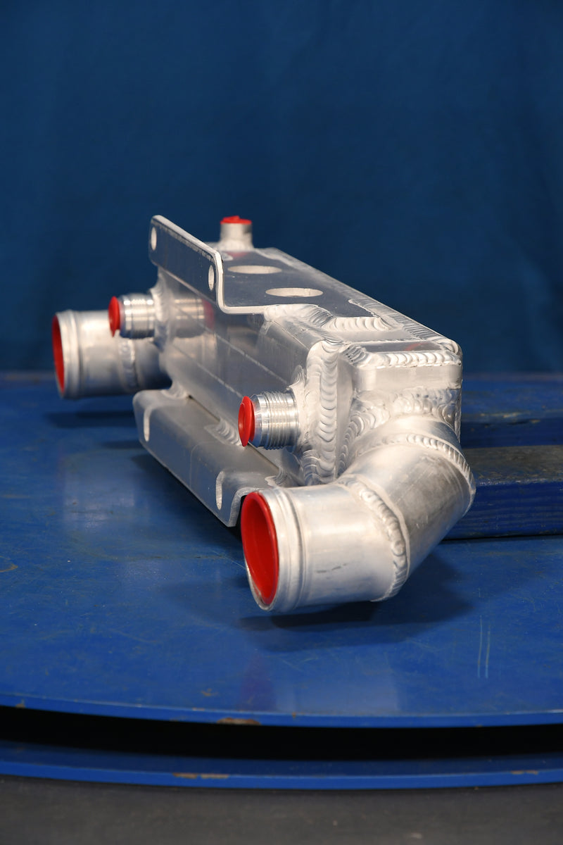 Load image into Gallery viewer, Western Star 4700, 4700X, 4900, 4900X Oil Cooler # 608194
