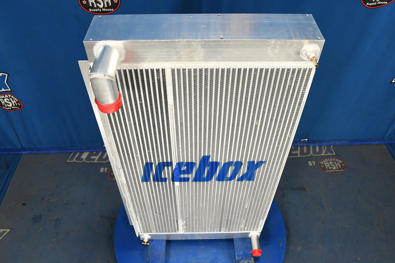 Load image into Gallery viewer, Tiffin Breeze, Motorhome Radiator # 700032
