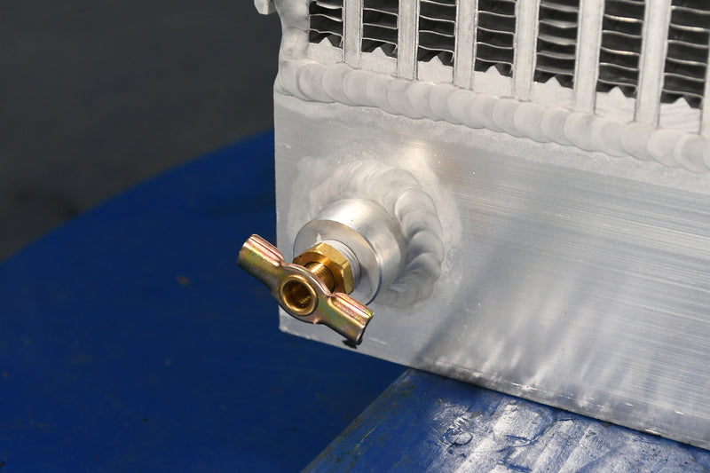Load image into Gallery viewer, Tiffin Breeze, Motorhome Radiator # 700032
