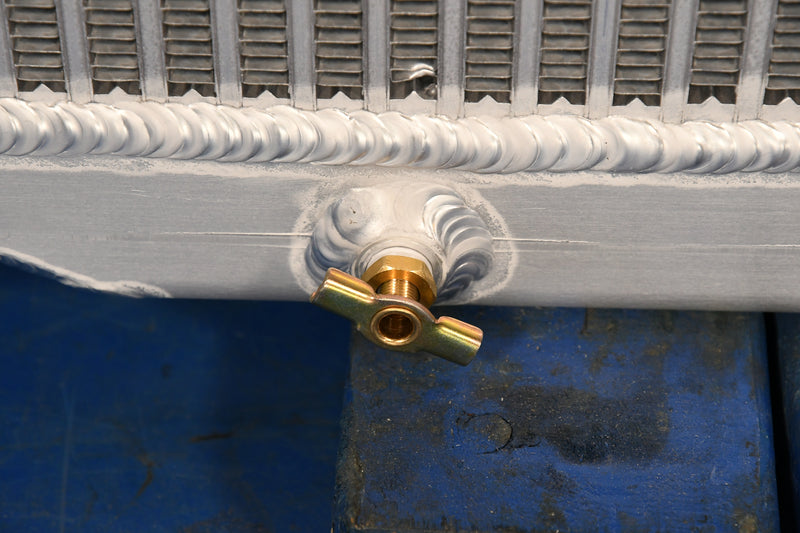 Load image into Gallery viewer, Deutz-Fahr 6150 / 6160 / 6180 / 6210 Radiator # 820246
