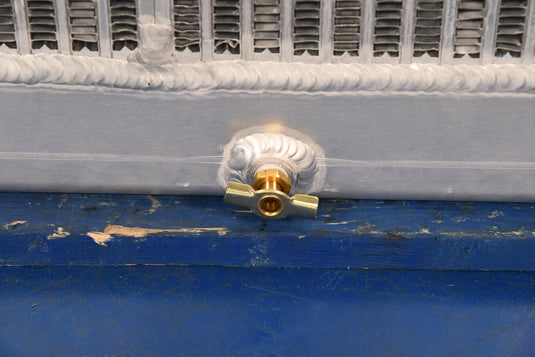 Minneapolis Moline G950 Radiator