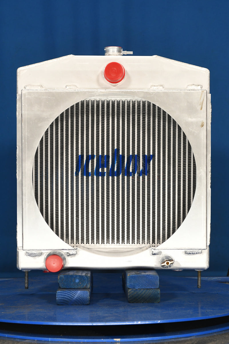 Load image into Gallery viewer, Case 450 Radiator # 845084
