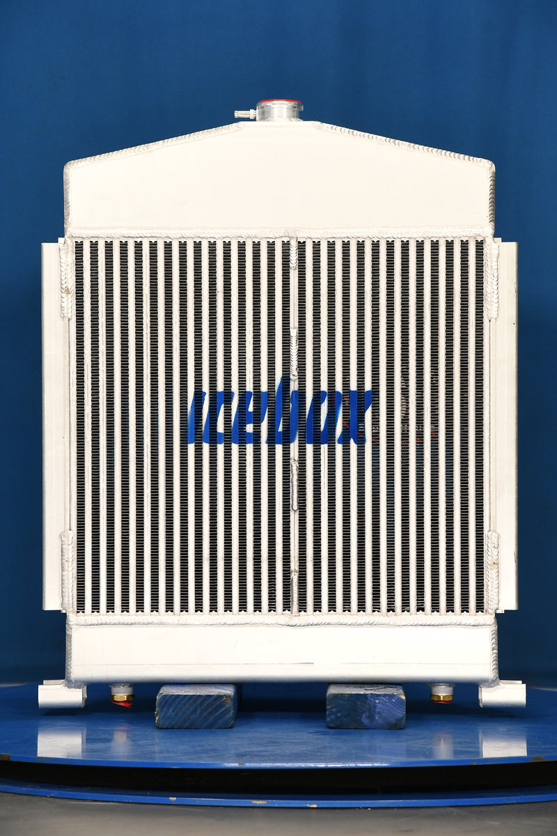 Load image into Gallery viewer, Case 450 Radiator # 845085
