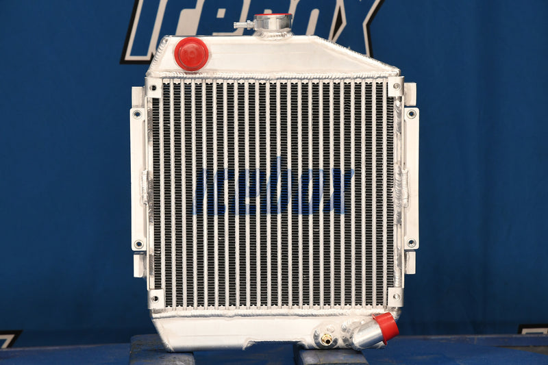 Load image into Gallery viewer, Case 265 Radiator # 845106
