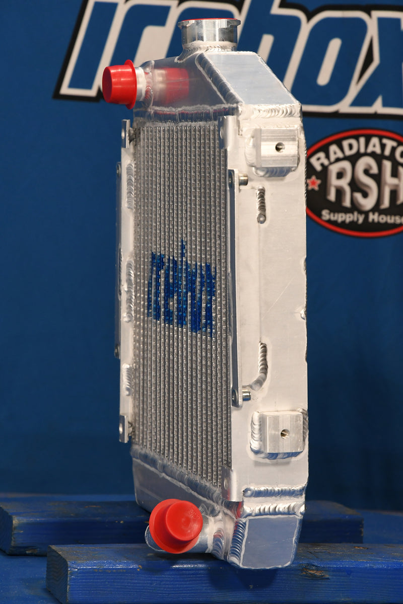 Load image into Gallery viewer, Case 265 Radiator # 845106
