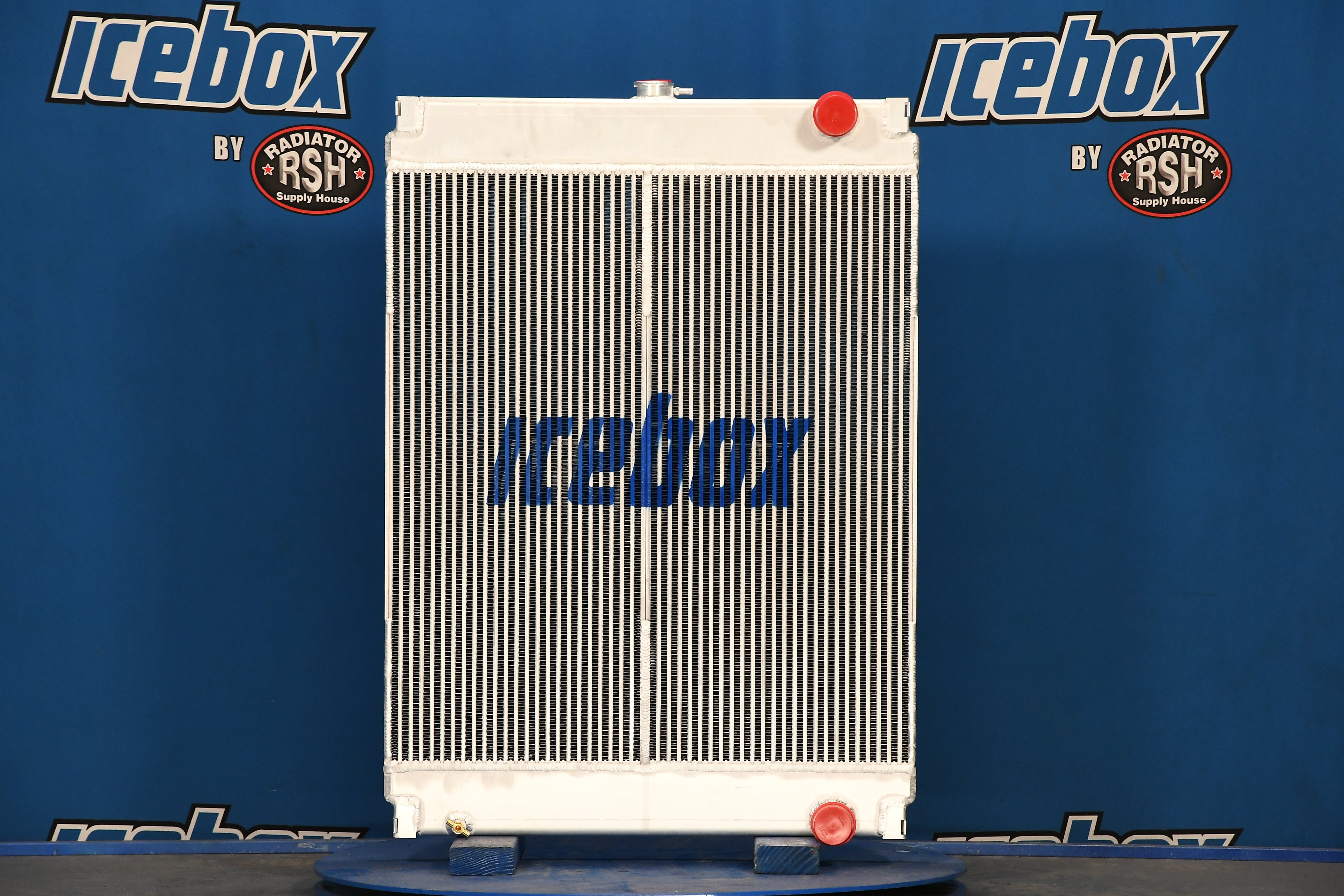 Case 240 / CX210 Radiator # 845122 – Radiator Supply House