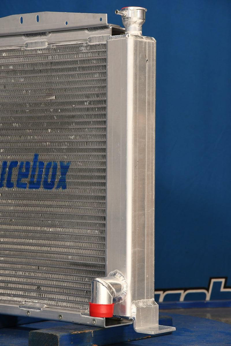 Load image into Gallery viewer, Caterpillar TH63 Telehandler Radiator # 850285
