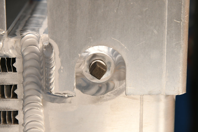 Load image into Gallery viewer, Caterpillar C12, C10, C15, 3406E, 3196, 3 Radiator # 850287
