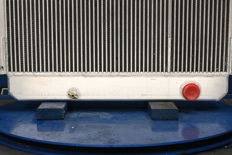 Load image into Gallery viewer, Caterpillar 330C, 330D Radiator # 850329
