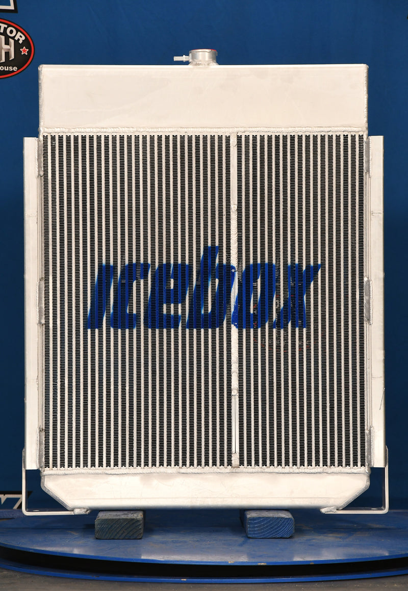Load image into Gallery viewer, Caterpillar 3208 Radiator # 850387
