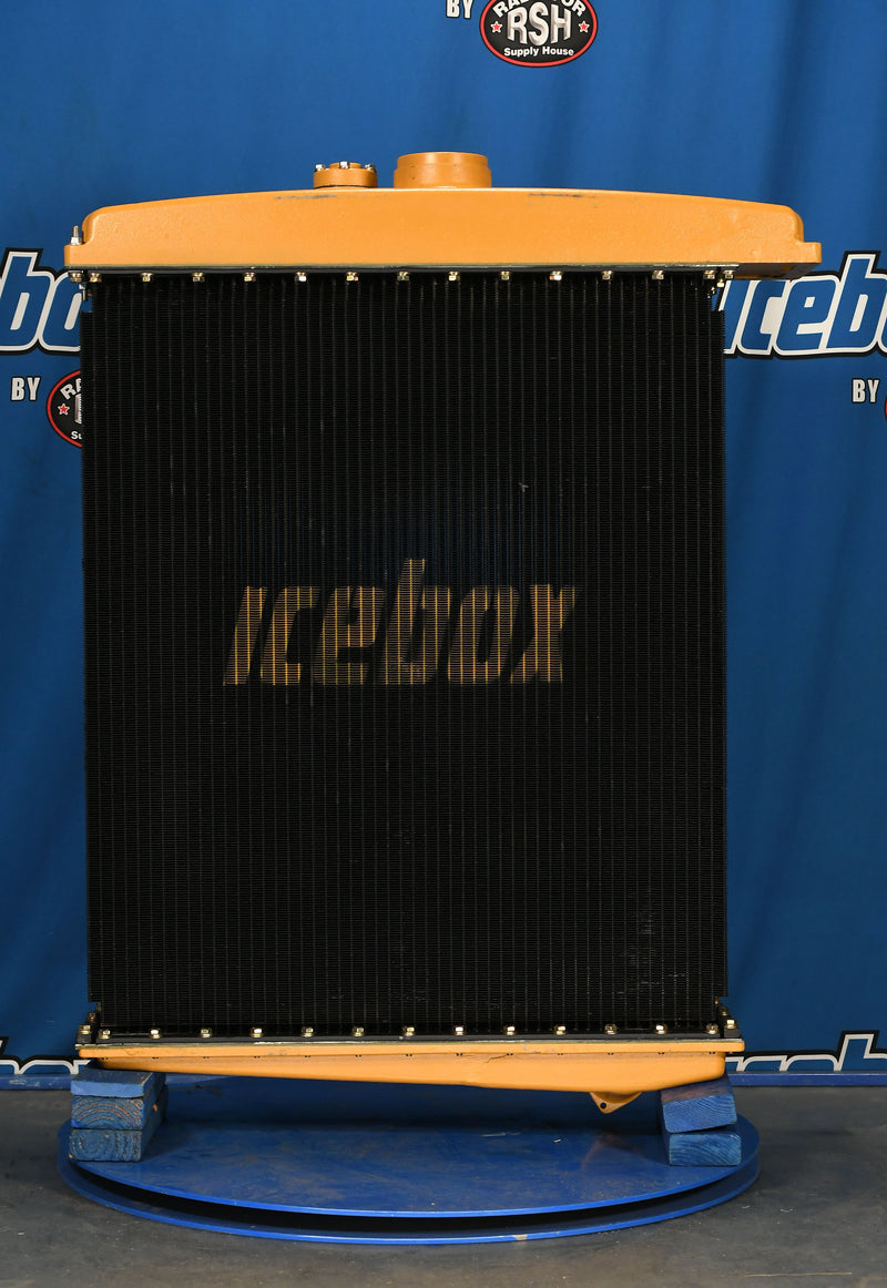 Load image into Gallery viewer, Caterpillar 814,815,966C Radiator # 850753
