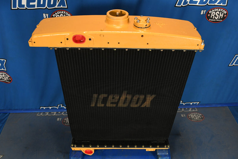 Load image into Gallery viewer, Caterpillar 814,815,966C Radiator # 850753
