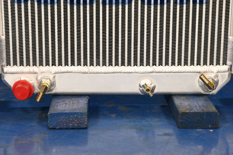 Load image into Gallery viewer, Caterpillar GP40 Radiator # 850849
