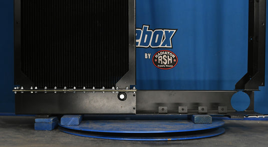 Caterpillar C18 Radiator