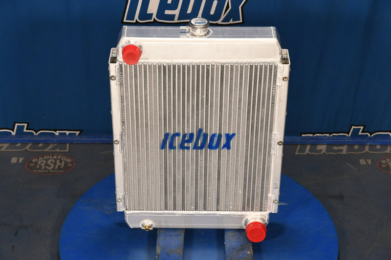 Load image into Gallery viewer, John Deere 970 Radiator # 870019
