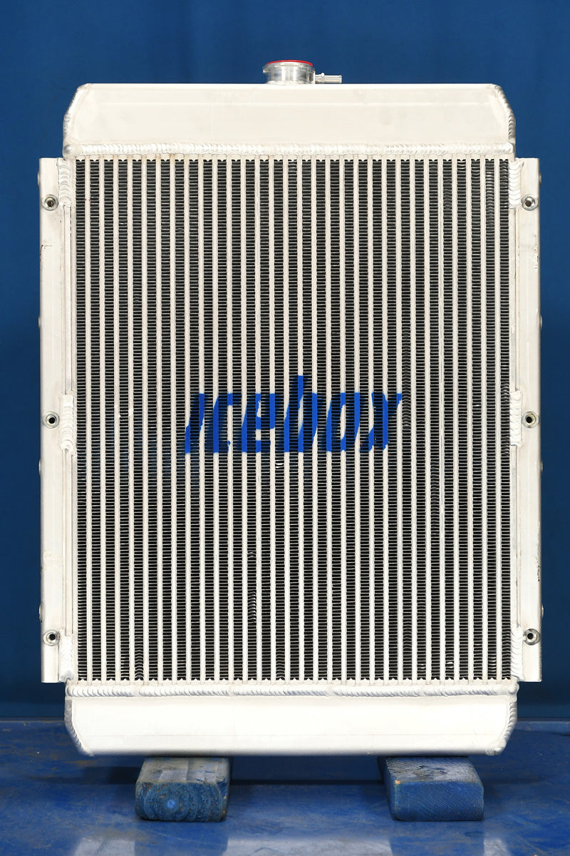 Load image into Gallery viewer, John Deere 970 Radiator # 870019
