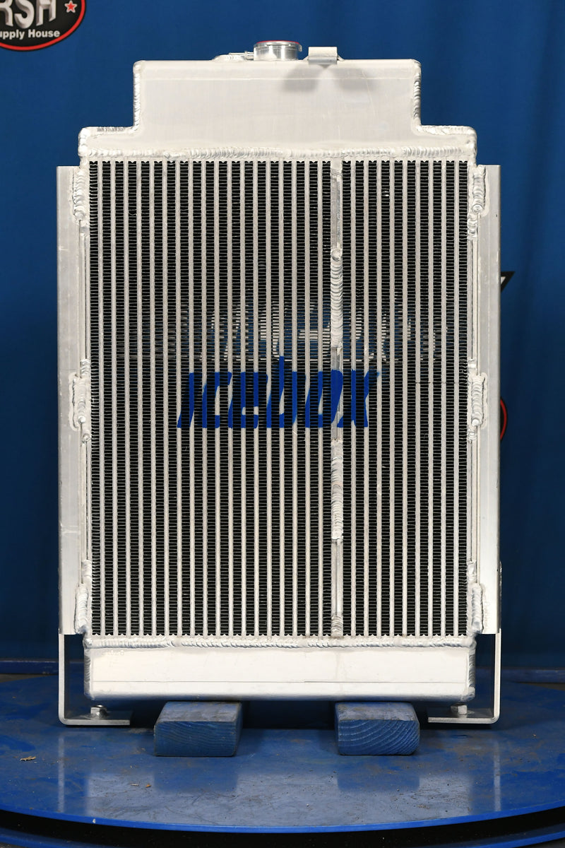 Load image into Gallery viewer, John Deere 550G Radiator # 870127
