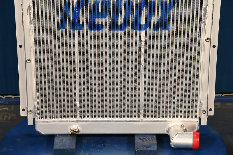 Load image into Gallery viewer, John Deere 892 ELC Radiator # 870128
