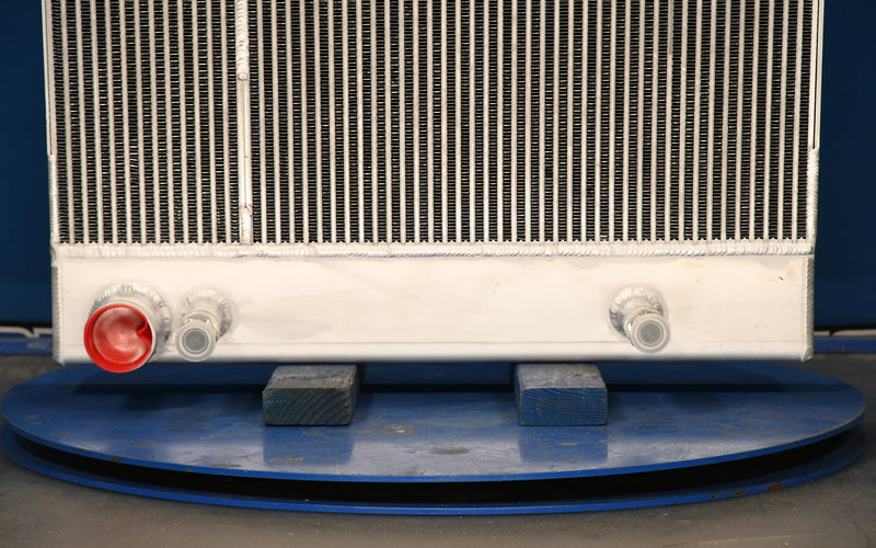 Load image into Gallery viewer, John Deere 744E Radiator # 870178
