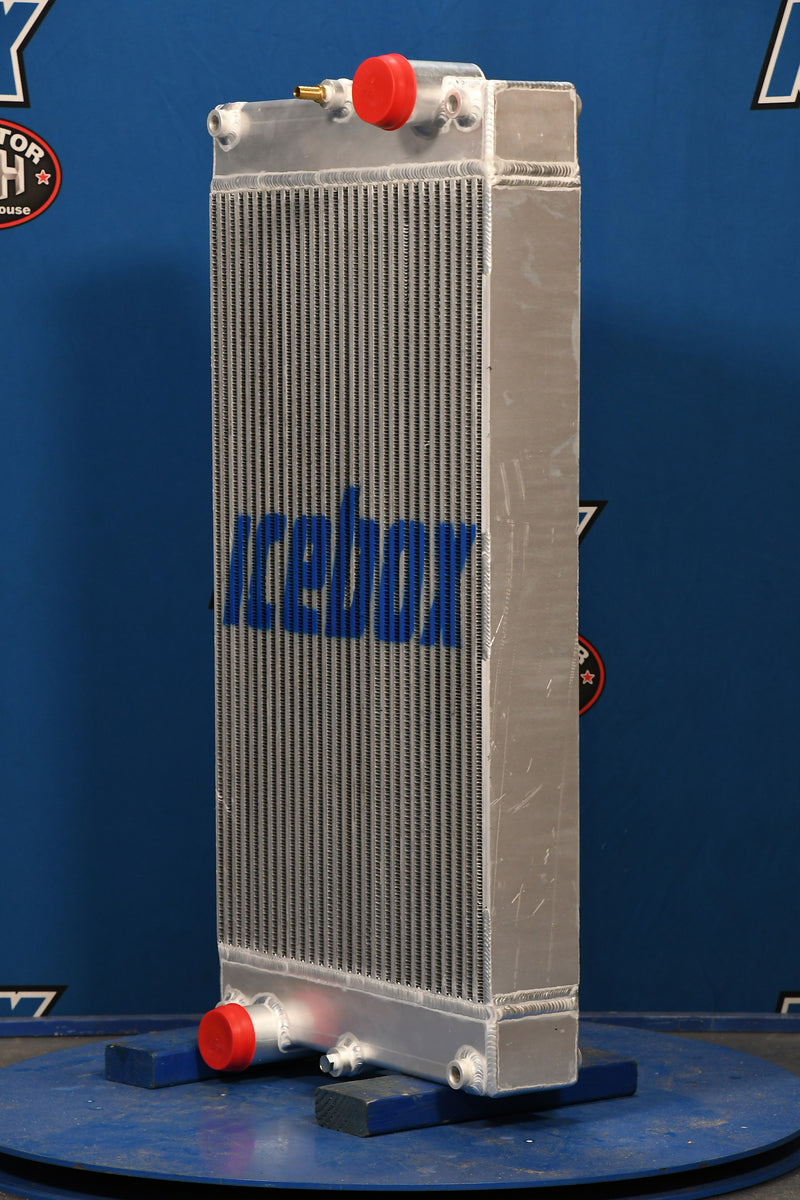 Load image into Gallery viewer, John Deere 624J / 644J Radiator # 870208
