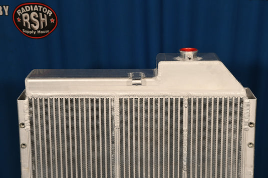 John Deere 456,046,604,755,476,000,000,00 Radiator