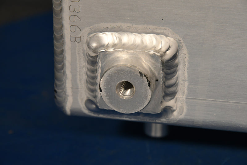 Load image into Gallery viewer, Hitachi Zaxis 450-3 Radiator # 870366

