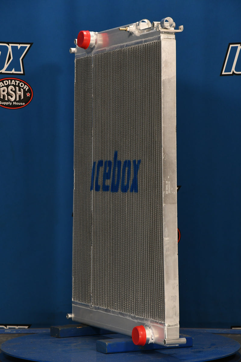 Load image into Gallery viewer, John Deere Radiator # 871082
